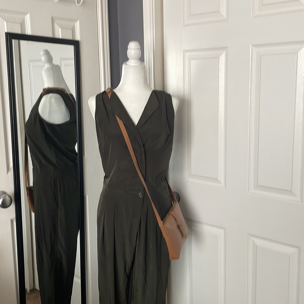 ⬇️REDUCED!! J.Crew sleeveless trench jumpsuit - Picture 2 of 13